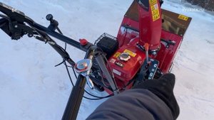 Снегоуборщик Honda HS622- практика пользования. Уборка снега на даче.