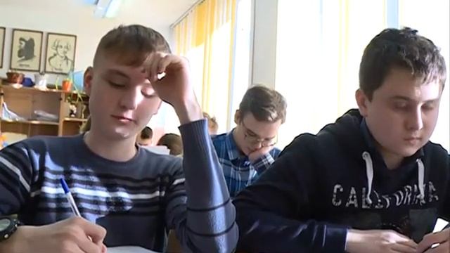 Лучших учителей и воспитателей Приангарья наградили в Иркутске смотреть онлайн