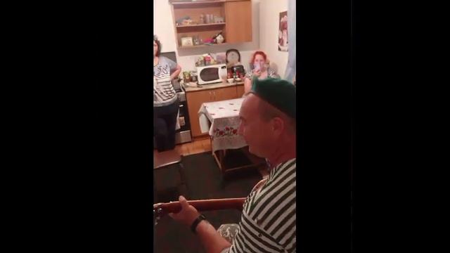 старшина (поздравление старшины с днем пограничника 24 ОССБ) смотреть онлайн