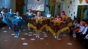 Танец "Павлопосадские платки" (видео Костин Л.В.)