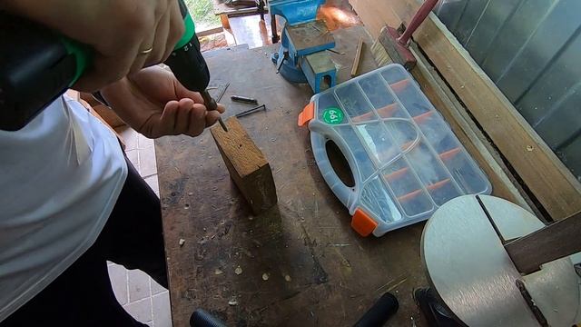 Самый дешевый шуруповерт Zitrek 12В за 629 рублей с Озон смотреть онлайн