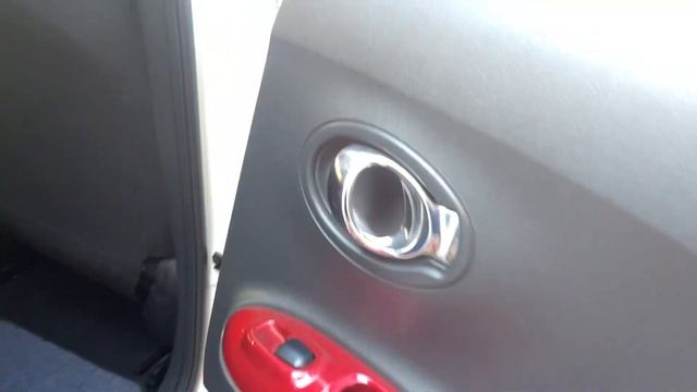 2012 Nissan Juke Acenta Auto смотреть онлайн