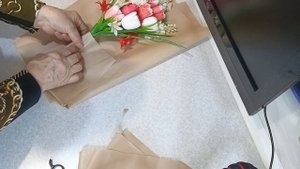 ?Как красиво завернуть букет в плёнку для цветов? МК?Мыловарение ?