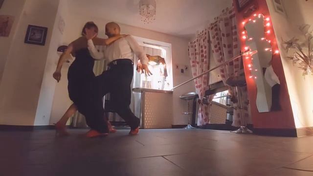 Cielo de Tango - Russian Song "Fastidious Horses"- Vladimir Vysotsky. смотреть онлайн