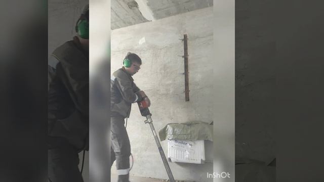 Прокладка трассы под кондиционер.