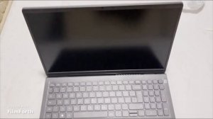 DELL VOSTRO 3520 i5