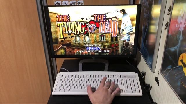 Клавиатура для Dreamcast и игра Typing of The Dead смотреть онлайн