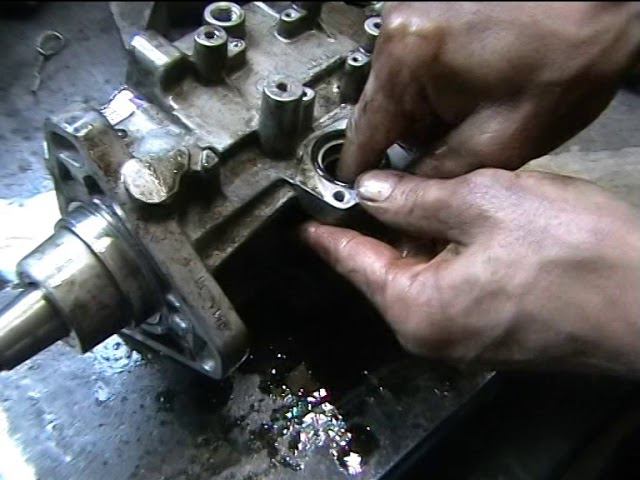 Вскрытие ТНВД Pajero III DDI смотреть онлайн