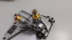 Клапан воздушный управления горным тормозом Volvo FH4 FM4 21991154 оригинальный