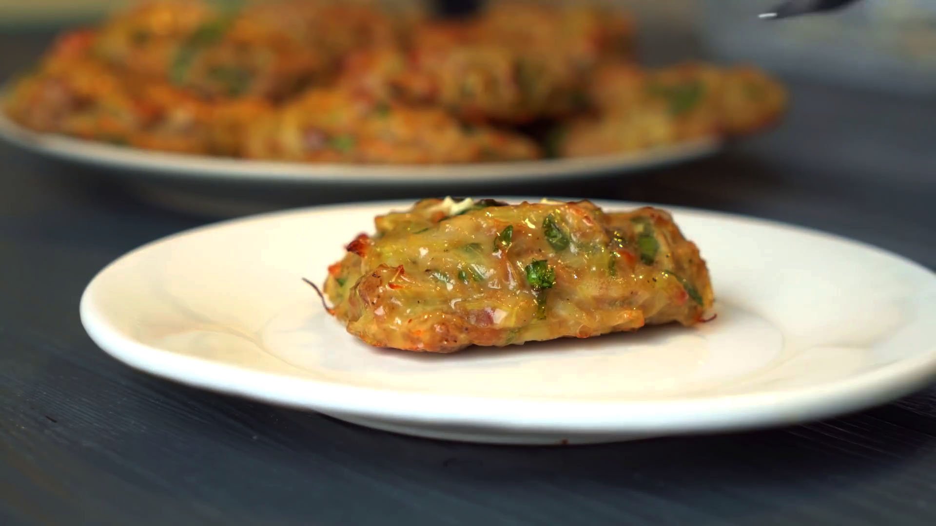 Бюджетные котлеты. 150 грамм мяса и получается гора котлет