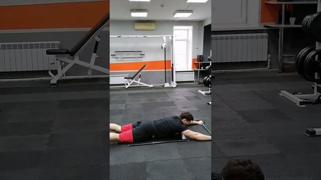 Тренируем спину дома.