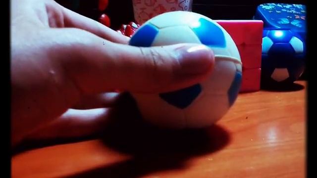 Режим сквиш футбольный мяч.