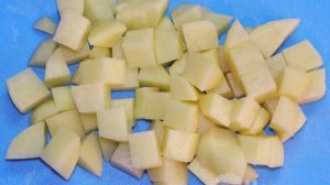 Щи на курином бульоне с молодой капустой