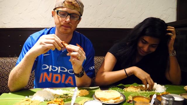 Ultimate FOOD TOUR in BANGALORE, India: Best Food Places in Bengaluru for DOSA + BUTTER CHICKEN! смотреть онлайн