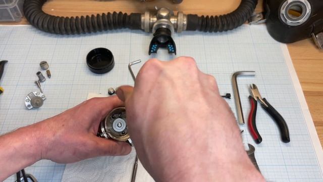 Сервисное обслуживание первой ступени регулятора. Акваланг АВМ 12 КАМПО регулятор ВР 12 (ВР 10) смотреть онлайн