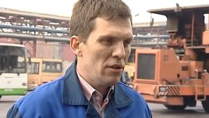 В автотранспортном цехе ОЭМК заменили двигатель на шлаковозе