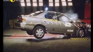 Краш тест  Toyota Camry  1998
