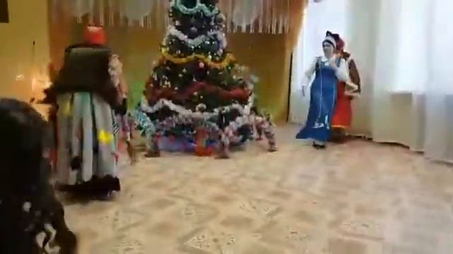 Сценка под ёлочкой#Фрагмент с Марфушей