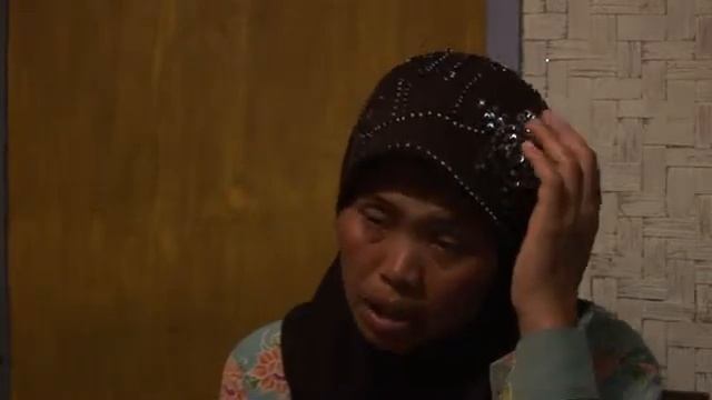 Dadah - Sarimukti Village, Indonesia - Sundanese (Global Lives Project, 2008) - Life Story Part 2 смотреть онлайн