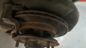 Замена тормозных дисков, передних и задних колодок на Nissan