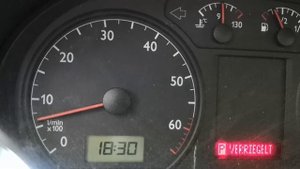 Фольксваген Поло 1.4 Плавают обороты