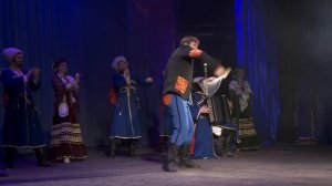 Пётр Матрёничев и Московский казачий хор : "Слава Богу, что мы- казаки!"