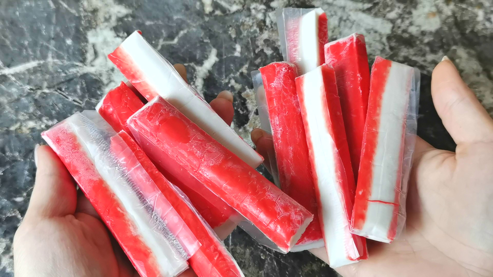 9 закусок за 10 минут! Обалденные ЗАКУСКИ с крабовыми палочками!