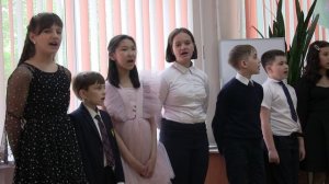 Песня про школу - Начальная школа. Пусть осень пройдёт золотая... на выпускном в 4 "В" классе