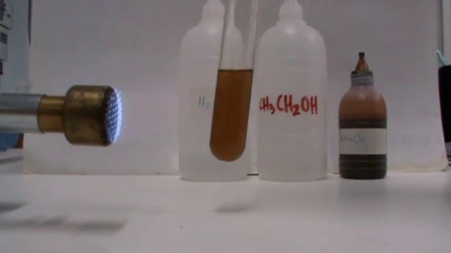 Oxidation of ethanol (CH3CH2OH + KMnO4) смотреть онлайн