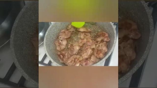 Жаренная Куриная печень с луком и морковью!