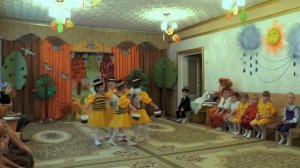 Танец пчёлок на осеннем утреннике 2014 в старшей группе.Муз. рук. Максюта Г. В.Dance of bees.