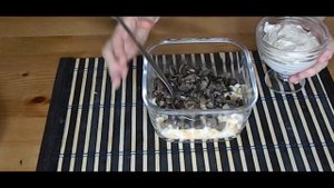Необыкновенно вкусные рулетики из баклажана с грибами
