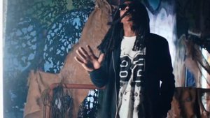 Nicki Minaj Ft. Lil Wayne - Dough (Music Video)