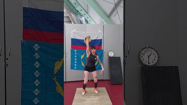 онлайн турнир Петропавловск Камчатский рывок гири 16кг - 212 раз , категория женщины до 63кг смотреть онлайн