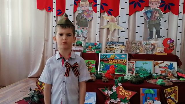 Этих дней не смолкнет слава. Александр смотреть онлайн