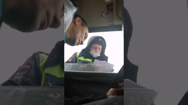 Остановка ДПС с чудо устройством. Эвакуатор автовоз прицеп смотреть онлайн