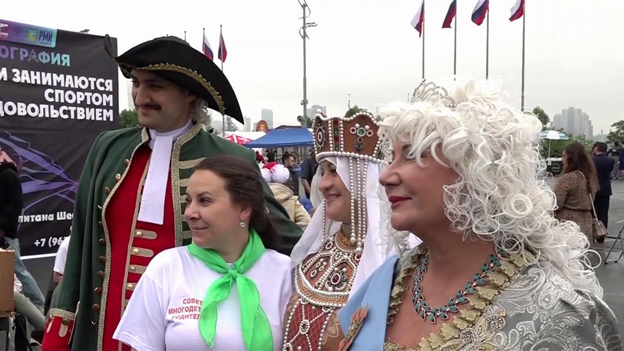 День России: праздник с особыми эмоциями встречают миллионы жителей нашей огромной страны