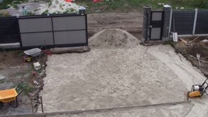 Строительство площадки под автомобиль