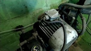 Самодельный компрессор из ЗиЛовского.