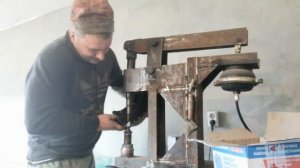 Станок для Наклепки колодок камаз и не только .