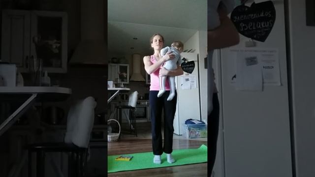 Мама + малыш. Упражнение на икры. смотреть онлайн