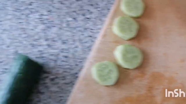 1 часть Кормлю своих животных свежими фруктами и овощами 🍏🍎🍊🍉🍇🍊🍋🍌🍍🥬🥒🥕 смотреть онлайн