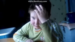 ПАЦАН УЧИТ СТИХ И МАТЕРИТЬСЯ НА УЧИЛКУ : D