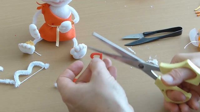 Куклы из капрона. Как сделать лук, стрелу и крылья для Купидона легко и быстро. смотреть онлайн