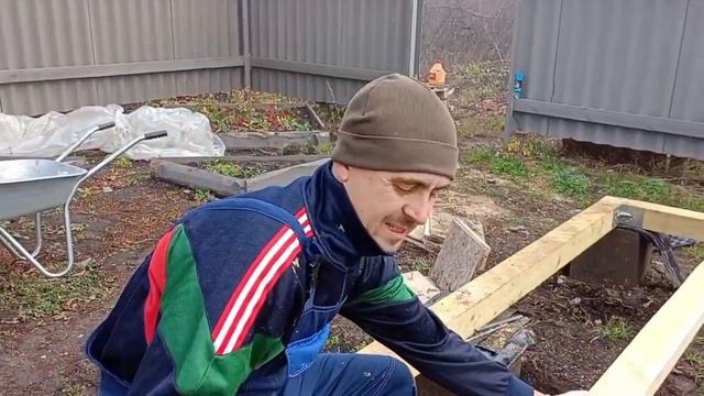 Каркас для тёплого проливного пола.Баня на столбчатом фундаменте с нуля.Вкусный обед на природе.