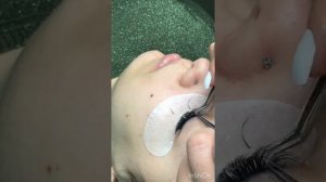 Наращивание ресниц. 3D объём