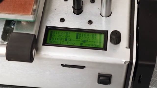 Cleaning 3D Printer Nozzle with Nylon Cold Pull смотреть онлайн