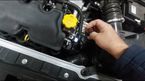 LADA GRANTA CROSS 23 Два разных подключения контрольной лампы давления масла в двигателе