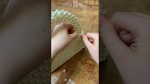 Сумка из бусин. Как соединить ручку с конструкцией сумки.