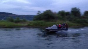 Аэроглиссер "Ангара 530" 90 л.с. загрузка 5 чел.